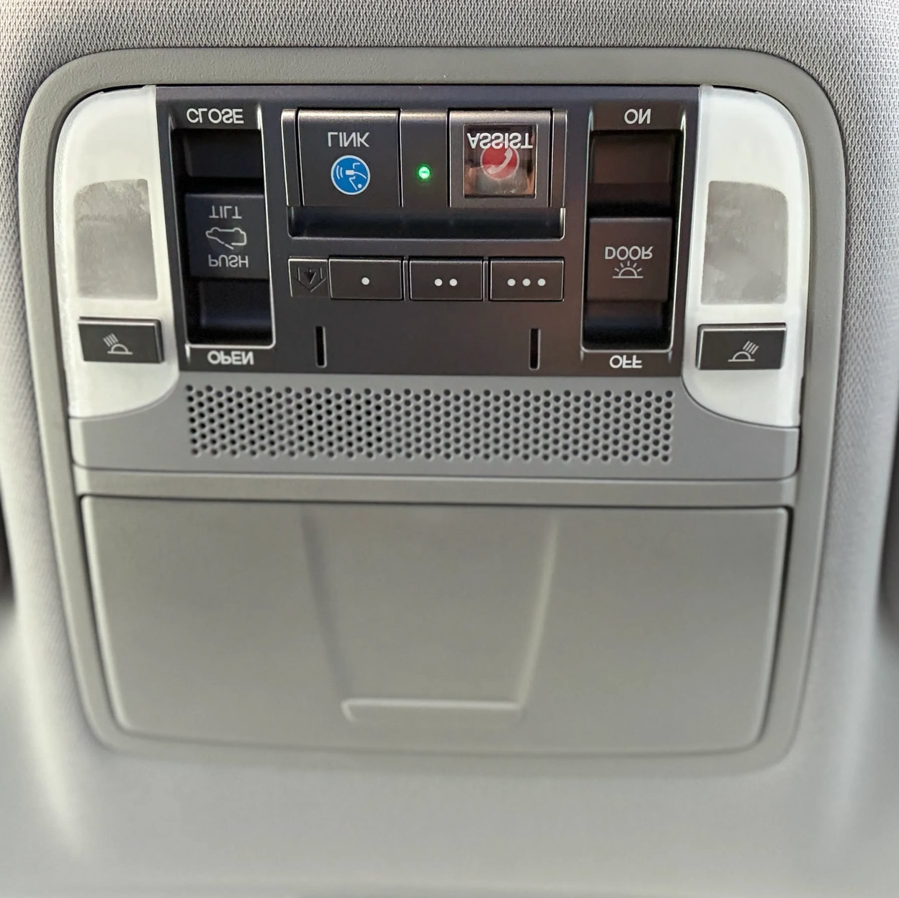 Used 2015 Acura MDX w/ Tech & Entertainment Pkg FWD image 11
