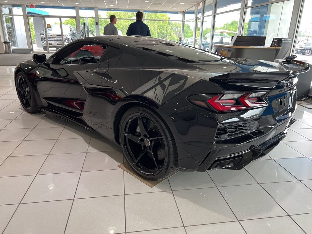 New 2026 Chevrolet Corvette E-Ray AWD/4WD image 3