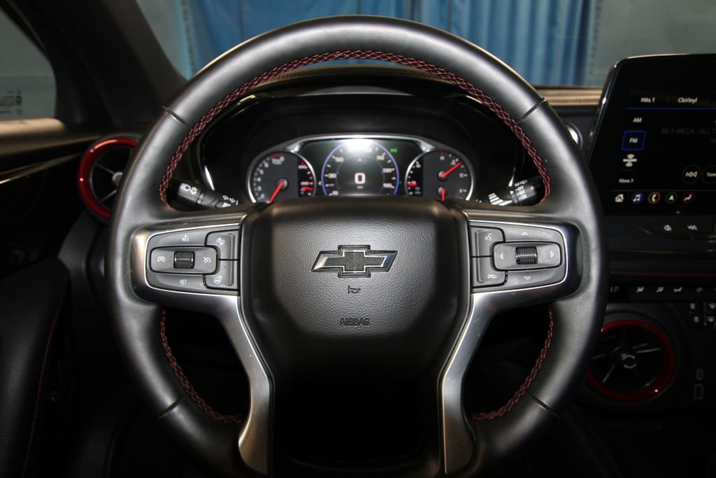 Used 2023 Chevrolet Blazer RS w/ Enhanced Convenience Package FWD image 13