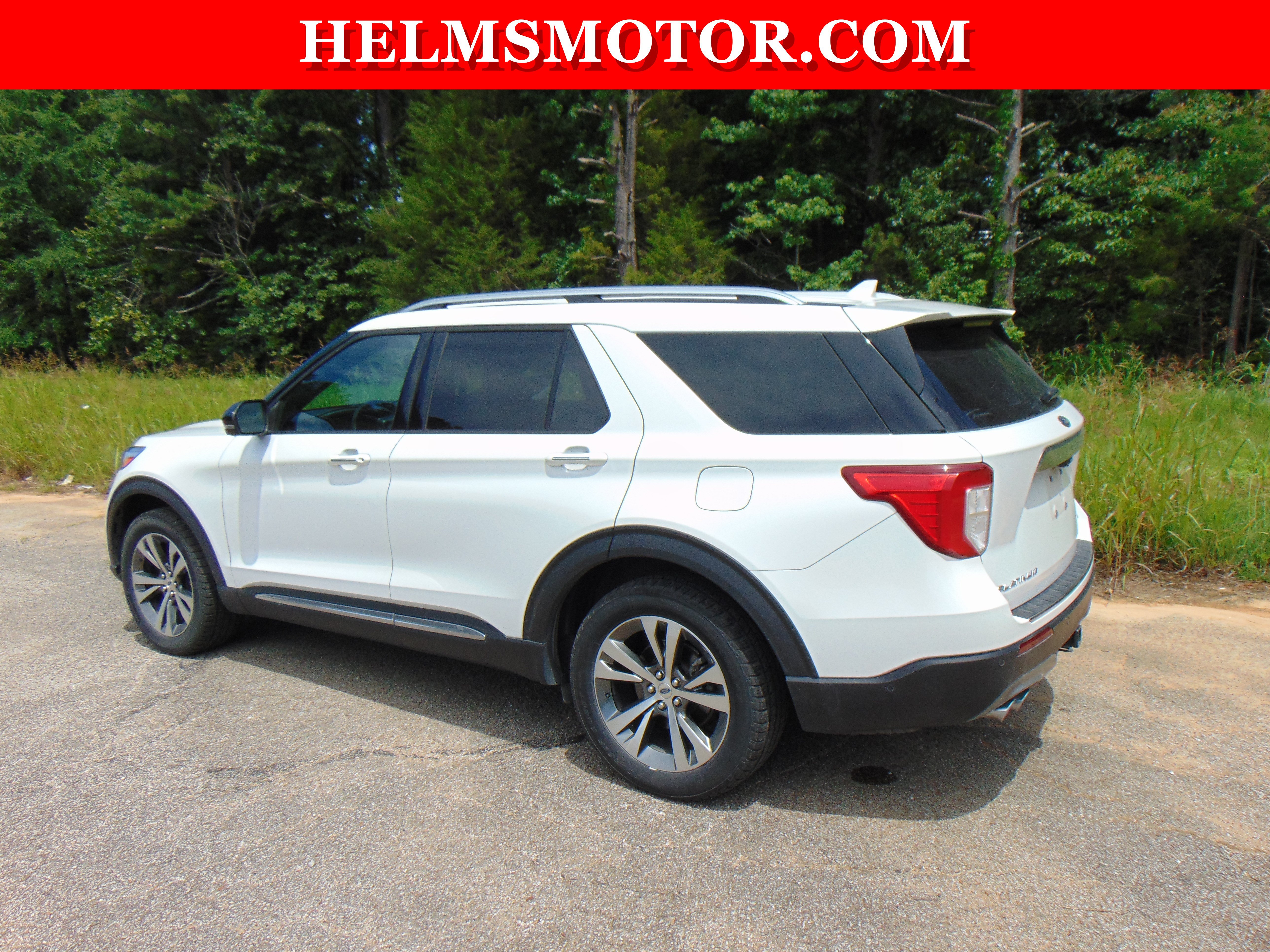 Used 2020 Ford Explorer Platinum w/ Premium Technology Package AWD/4WD image 11