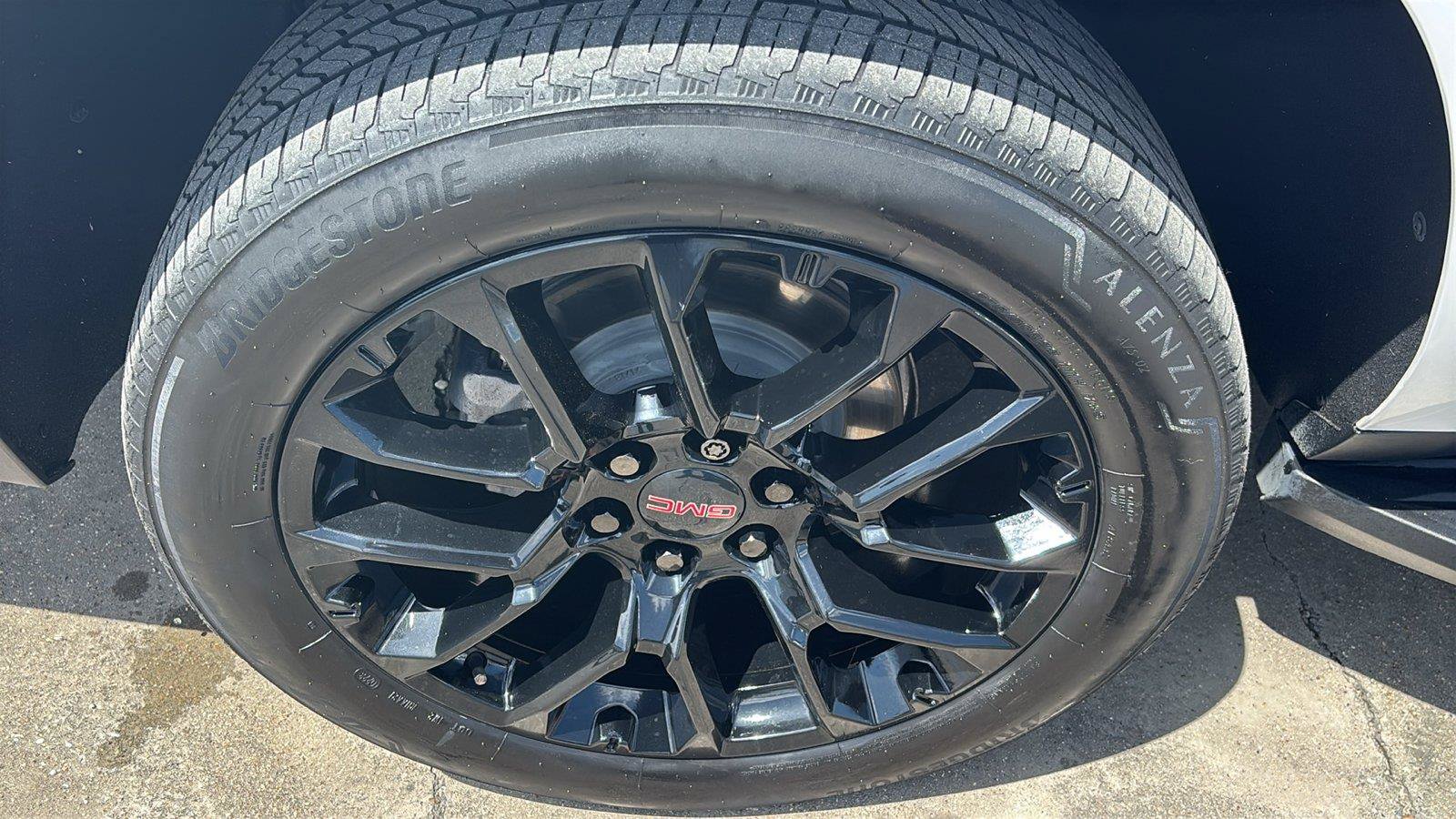 Certified 2023 GMC Yukon XL Denali RWD image 11
