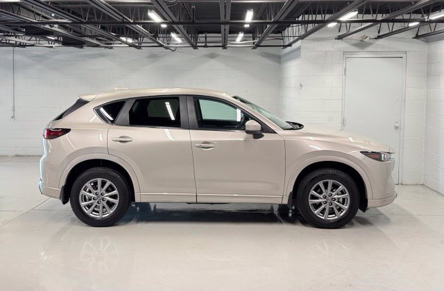 Certified 2025 MAZDA CX-5 AWD 2.5 S w/ Select Package image 6