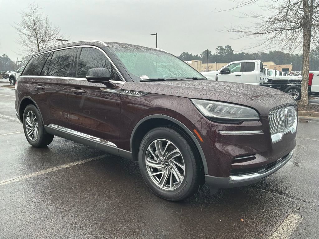Used 2024 Lincoln Aviator Premiere image 1
