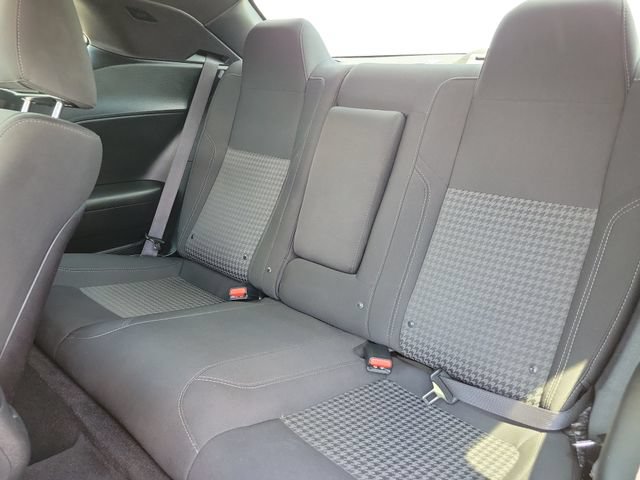 Used 2019 Dodge Challenger SXT RWD image 11