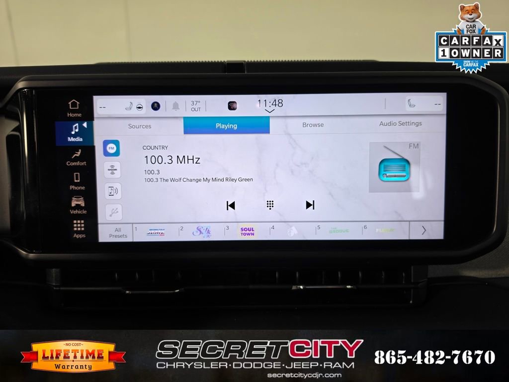 Used 2025 Jeep Wrangler Sahara 4xe image 20