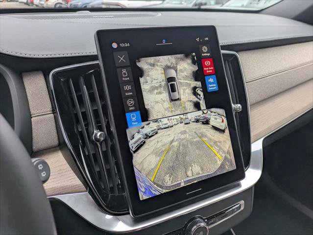 New 2026 Volvo XC90 B6 Plus w/ Protection Package Premier AWD/4WD image 10