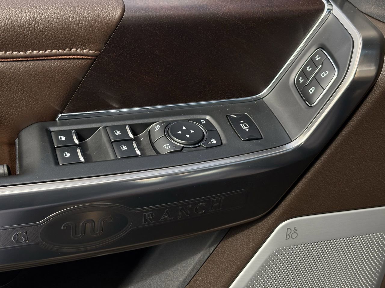 New 2026 Ford F350 King Ranch w/ FX4 Off-Road Package image 64