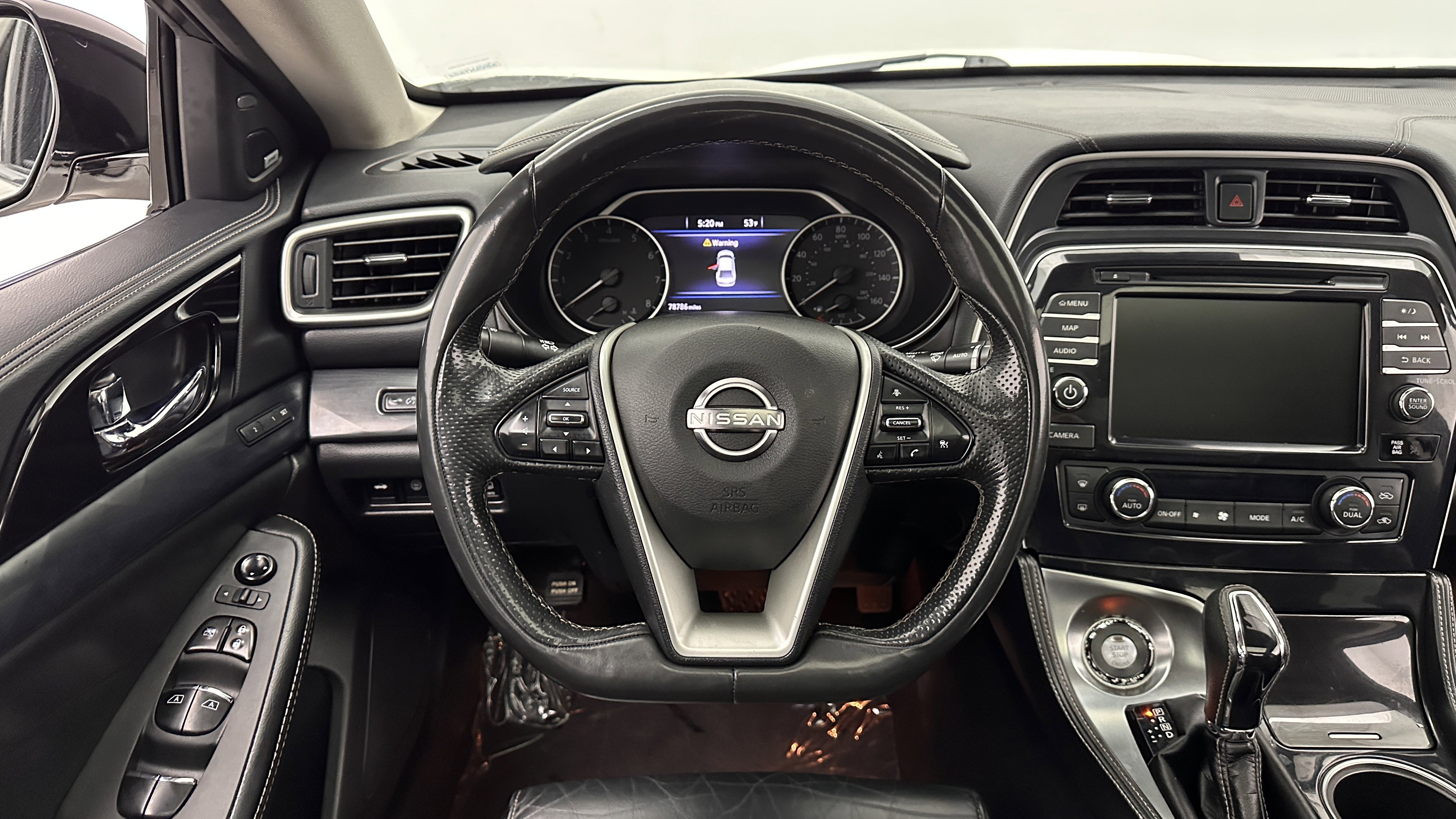 Used 2023 Nissan Maxima Platinum w/ Sport Mat Group FWD image 27