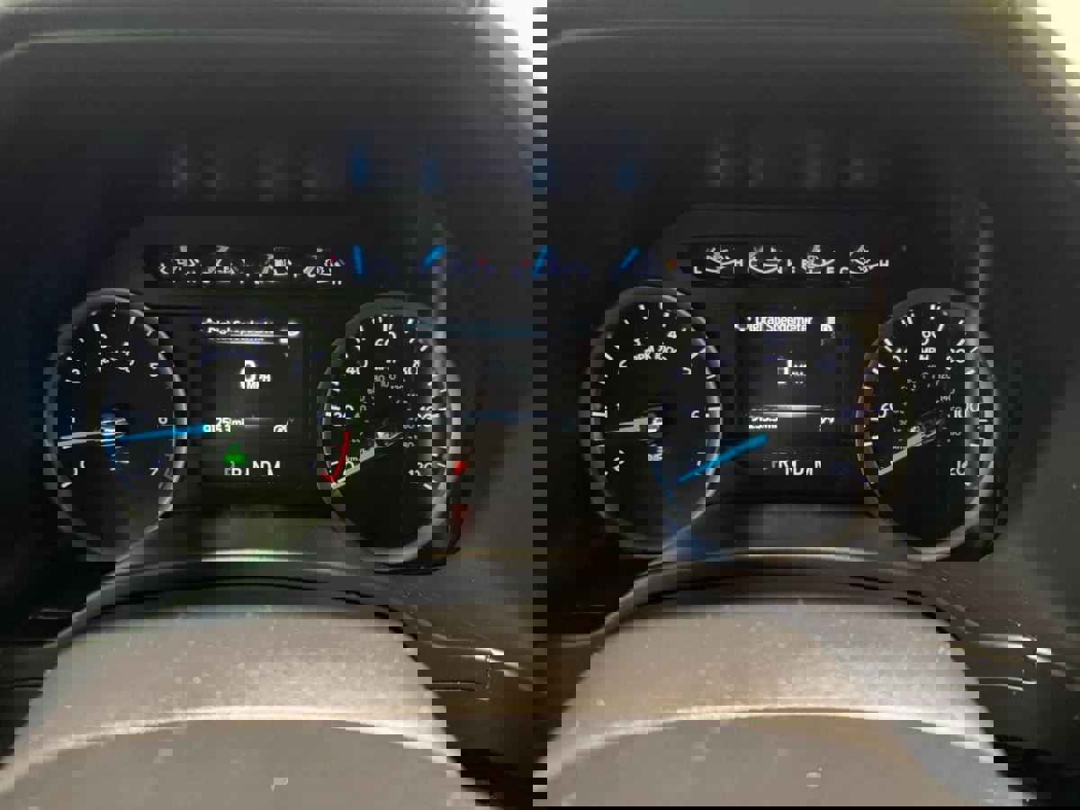 Used 2020 Ford Expedition XLT image 18