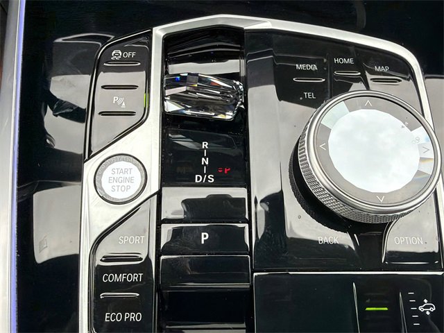 Used 2025 BMW X7 M60i image 33