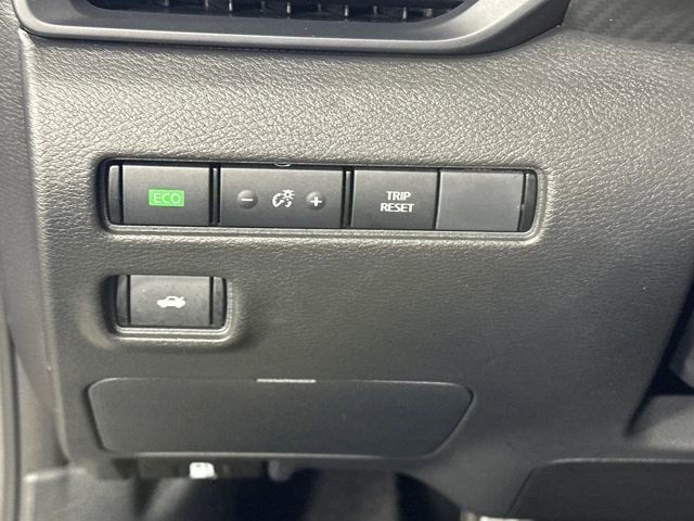 Used 2025 Nissan Sentra S image 19