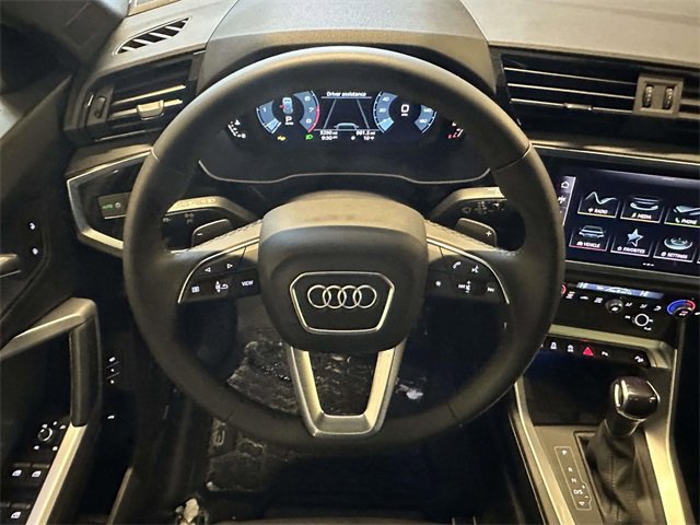 Certified 2025 Audi Q3 2.0T Premium Plus w/ Premium Plus Package image 18