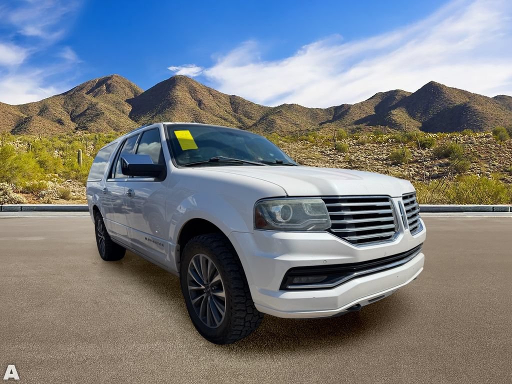 Used 2015 Lincoln Navigator L 2WD image 5