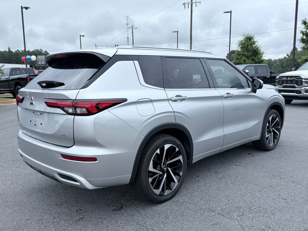 Used 2024 Mitsubishi Outlander SEL FWD image 6