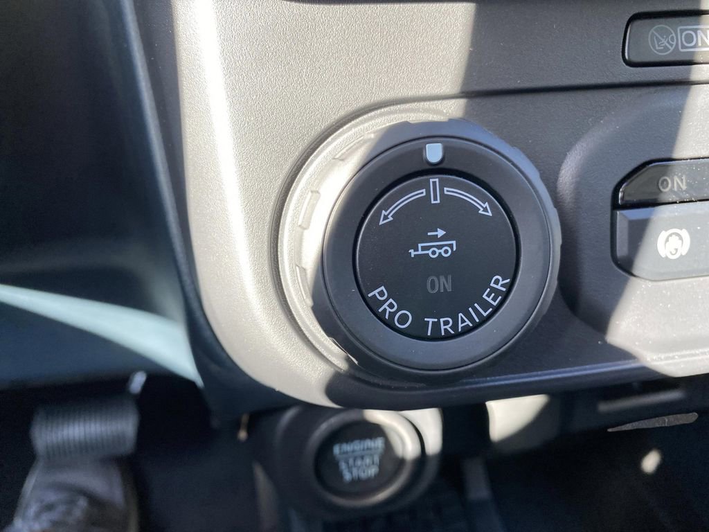 New 2025 Ford Maverick Lariat w/ Black Appearance Package image 34