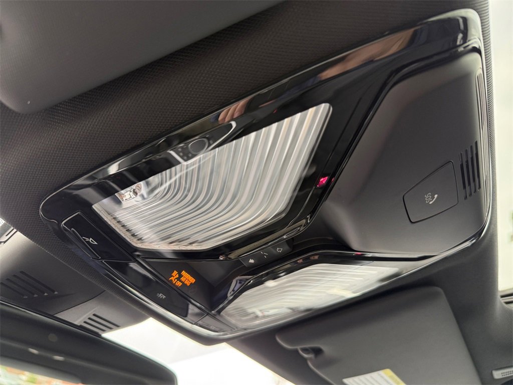 Certified 2025 BMW 330i xDrive Sedan w/ M Sport Package image 33