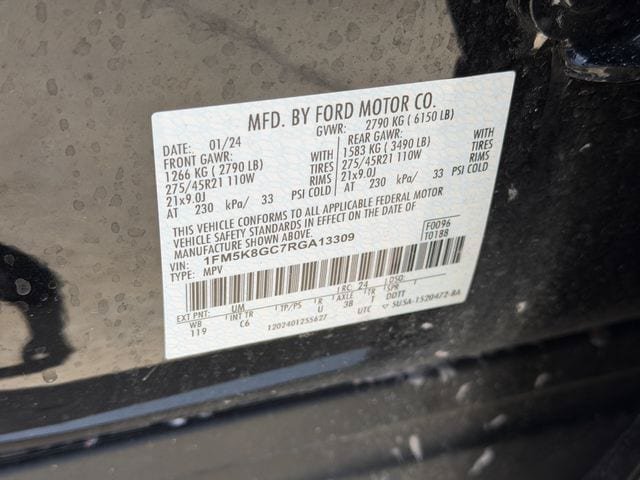 Used 2024 Ford Explorer ST w/ Equipment Group 401A AWD/4WD image 29