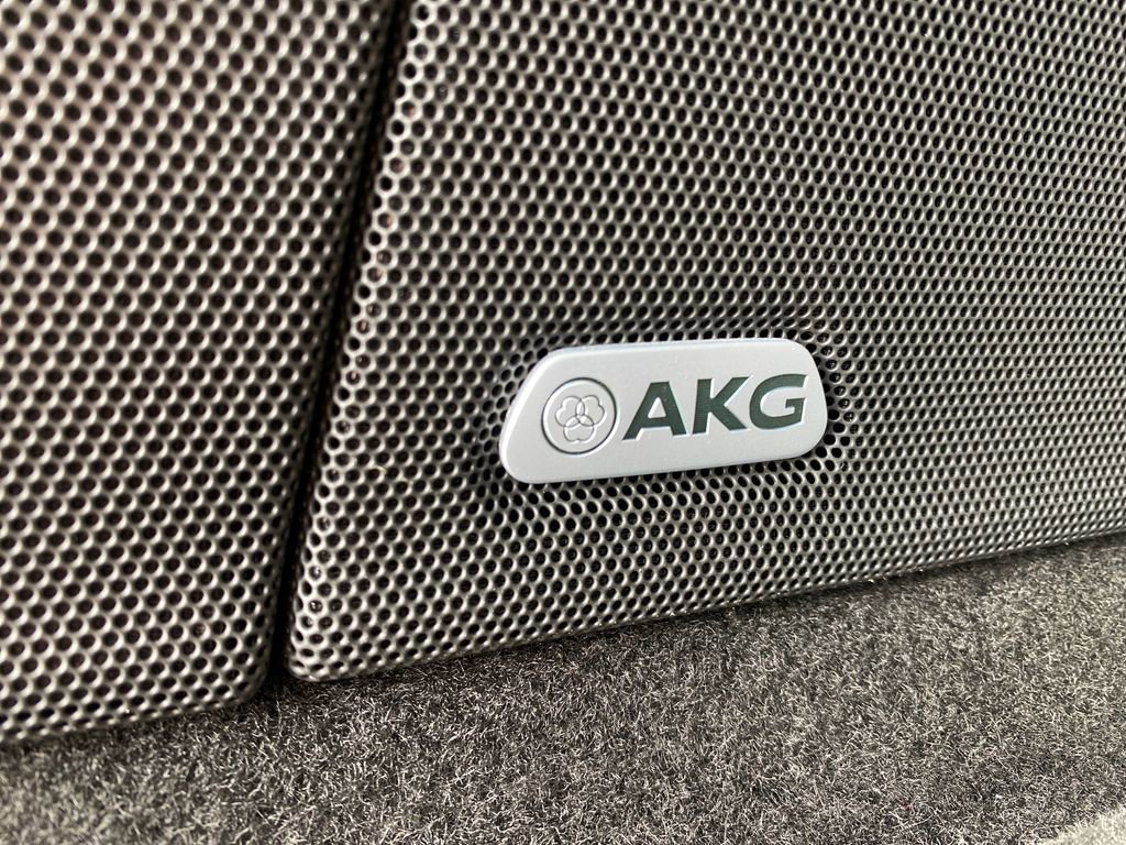 Used 2025 Cadillac Escalade Sport image 40