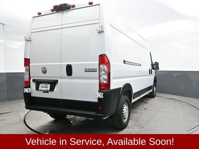 Used 2025 RAM ProMaster 2500 w/ Convenience Group image 6