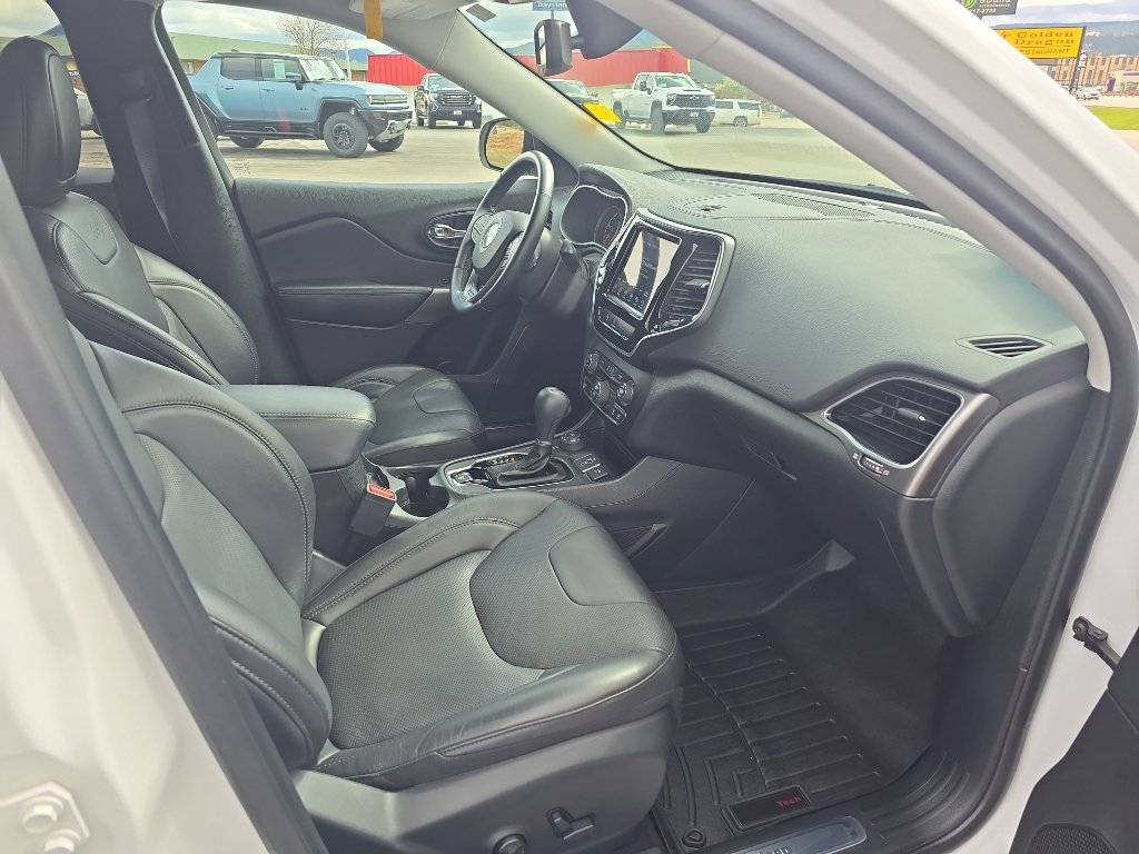 Used 2020 Jeep Cherokee Limited AWD/4WD image 25