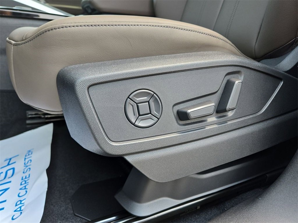 New 2025 Audi Q5 Premium image 12