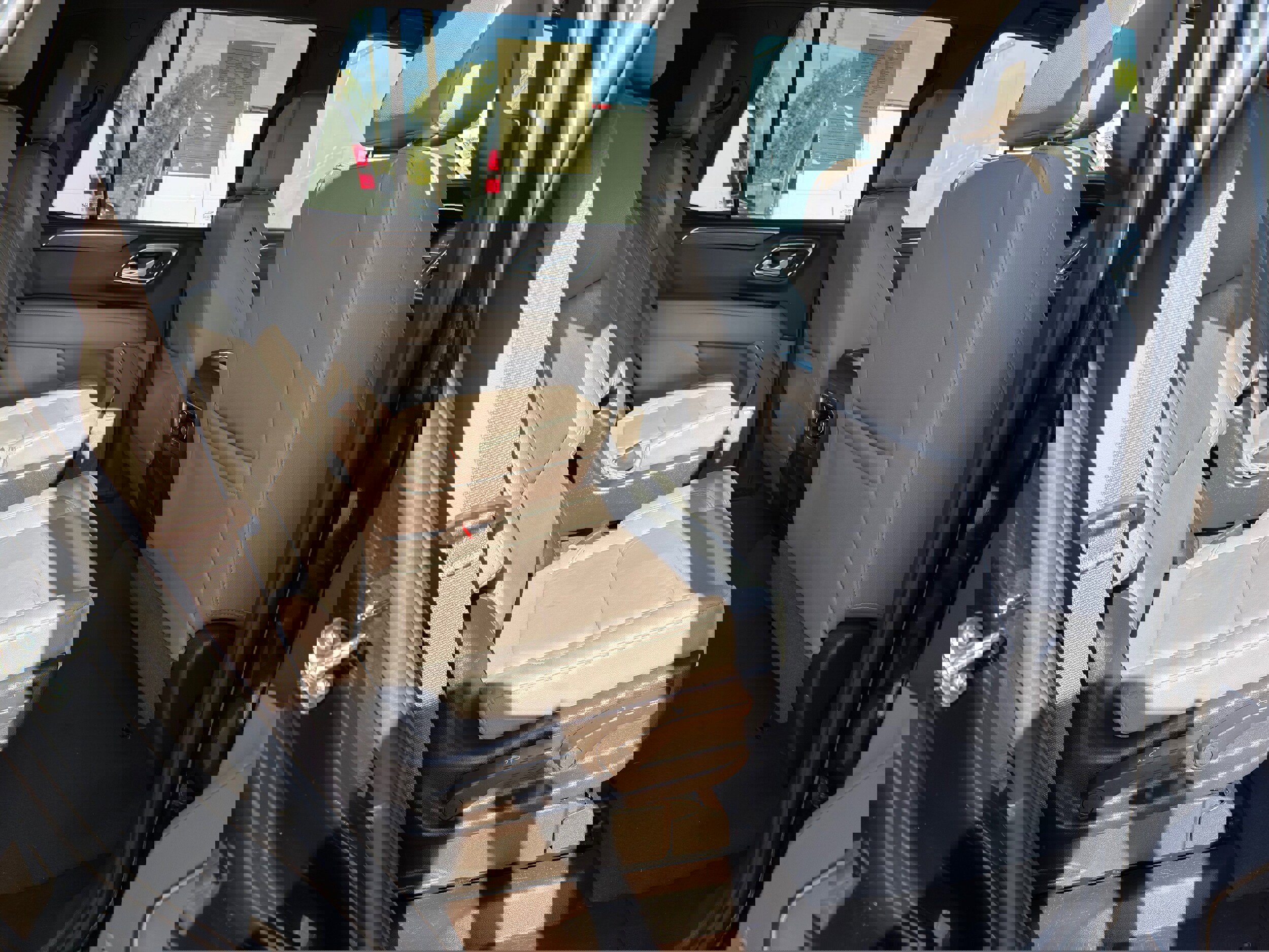 Used 2024 Chevrolet Tahoe LT image 12