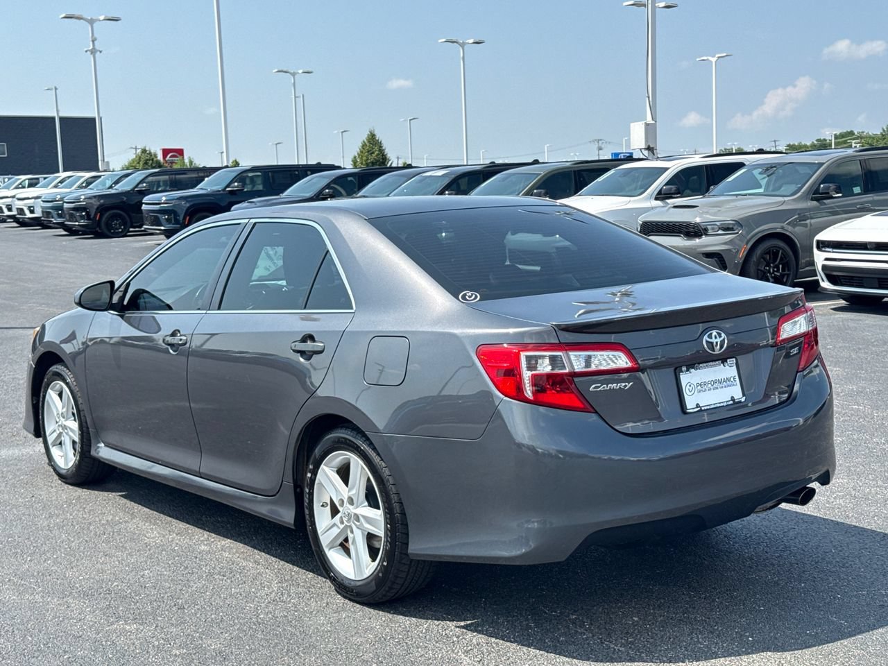 Used 2013 Toyota Camry SE FWD image 5