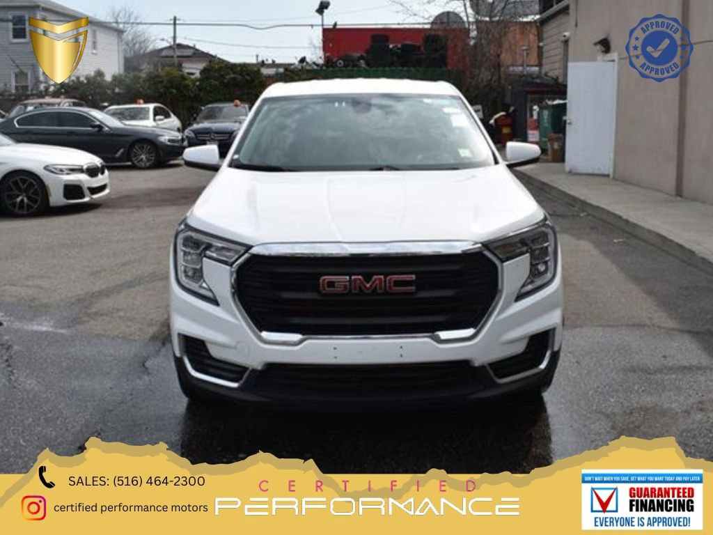 Used 2024 GMC Terrain SLE