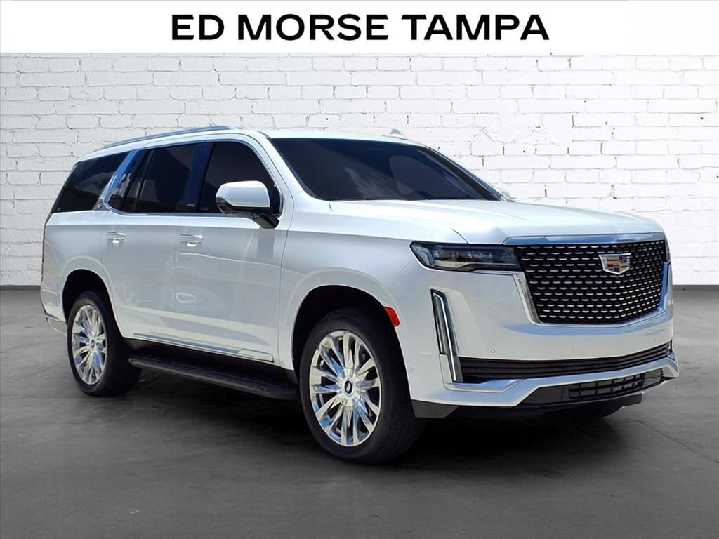 Used 2024 Cadillac Escalade Premium Luxury AWD/4WD image 5
