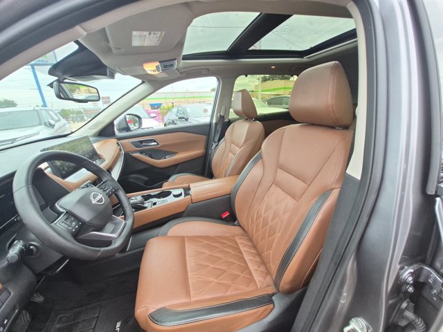 Used 2026 Nissan Rogue Platinum w/ Platinum Premium Package AWD/4WD image 23