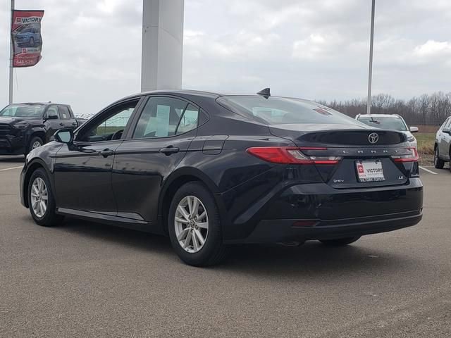 Used 2025 Toyota Camry LE FWD image 7