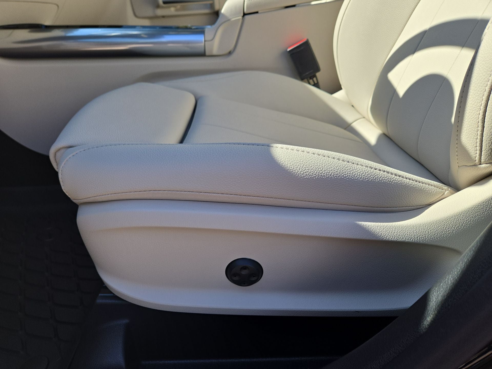New 2026 Mercedes-Benz GLA 250 4MATIC image 17