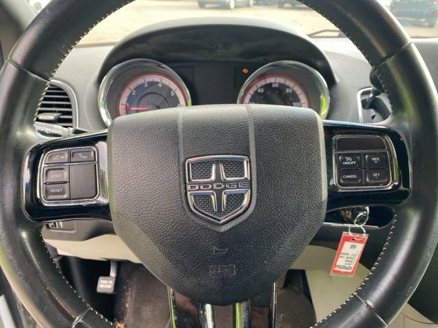 Used 2019 Dodge Grand Caravan SXT FWD image 21