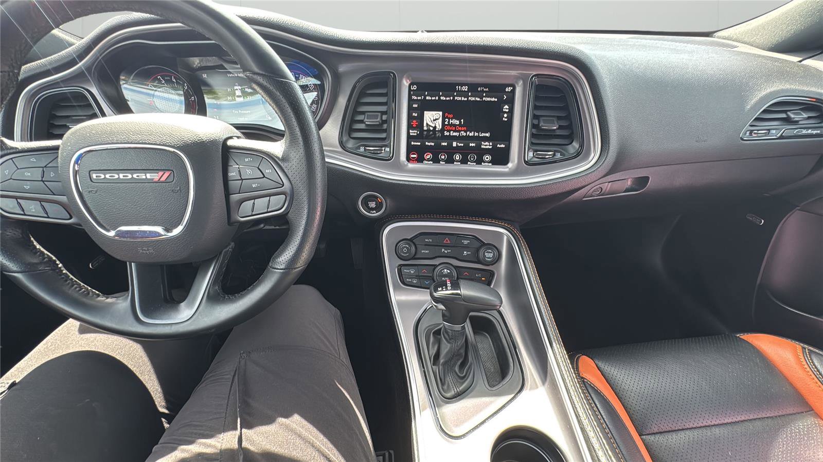 Used 2022 Dodge Challenger SXT w/ Driver Convenience Group image 29