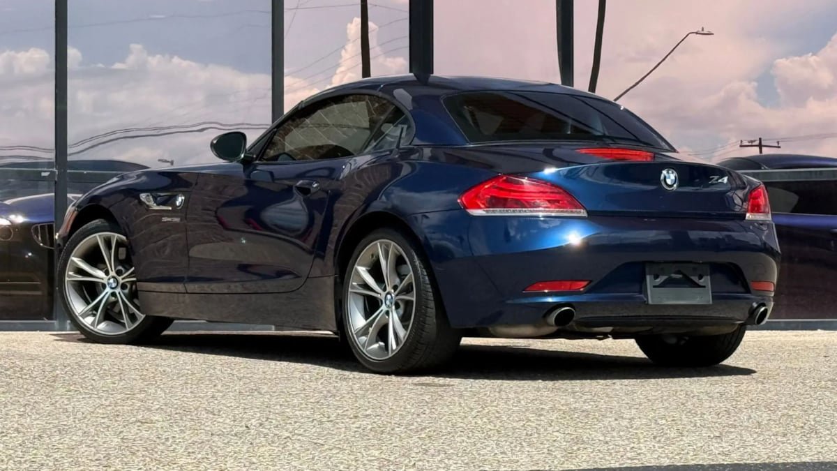 Used 2014 BMW Z4 sDrive35i RWD image 13