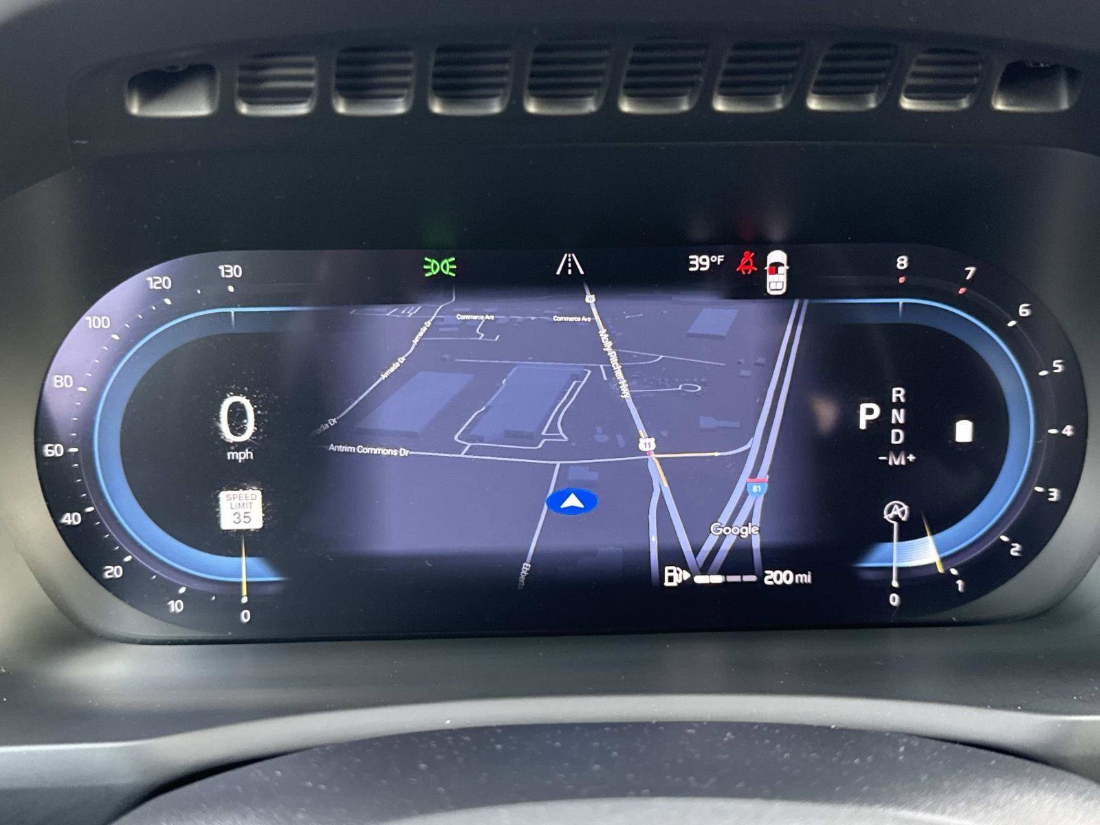 Used 2024 Volvo XC90 B5 Core w/ Protection Package Premier image 12