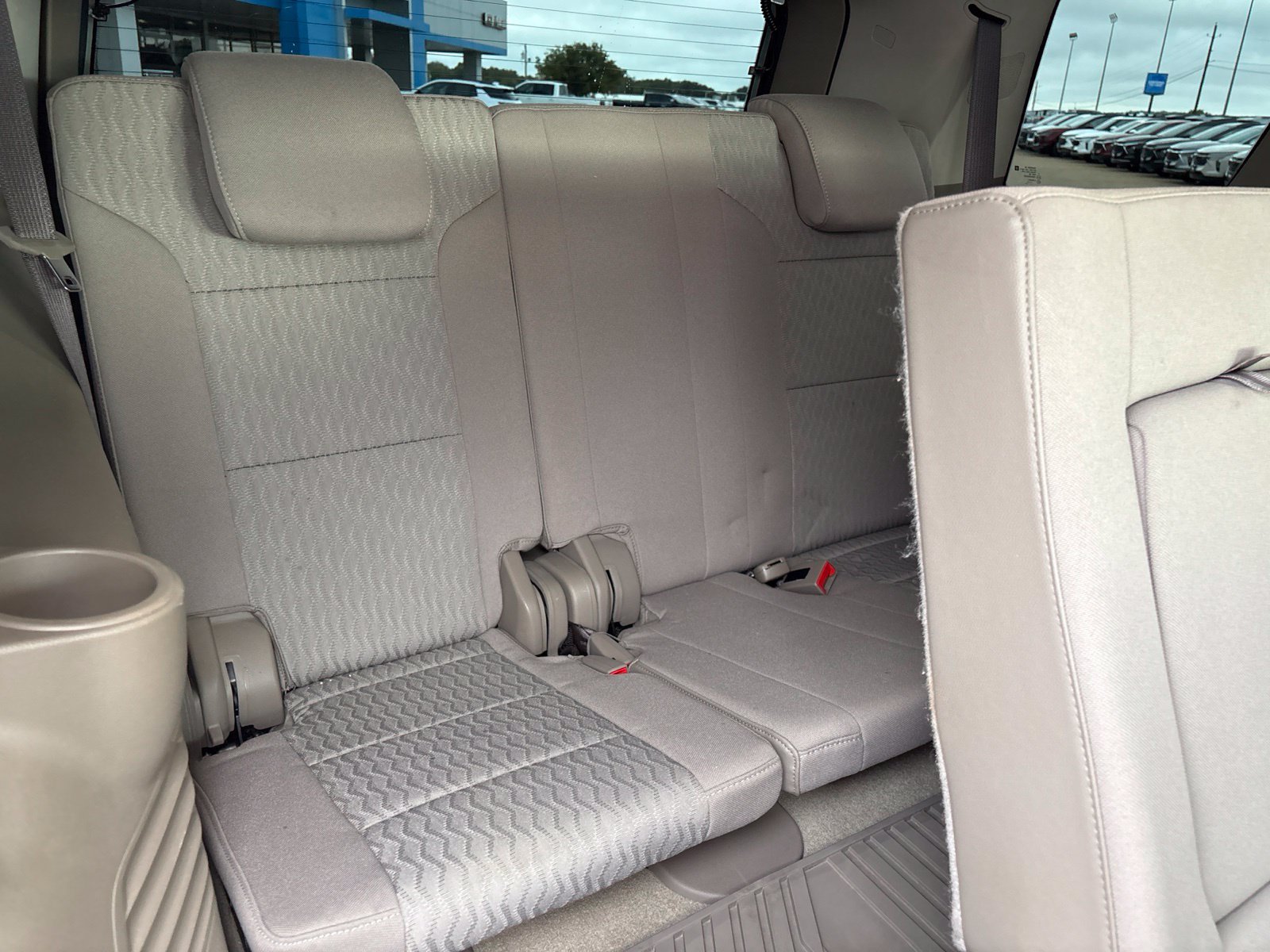 Used 2018 Chevrolet Tahoe LS w/ All-Season Package RWD image 18