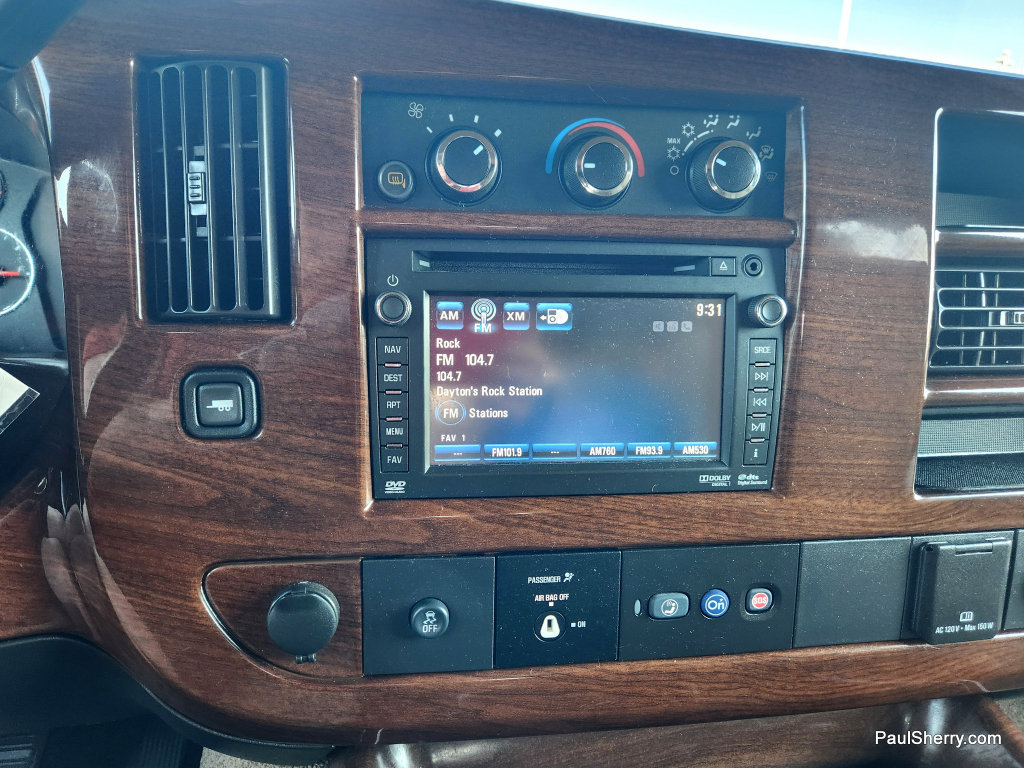 Used 2015 Chevrolet Express 2500 RWD image 5