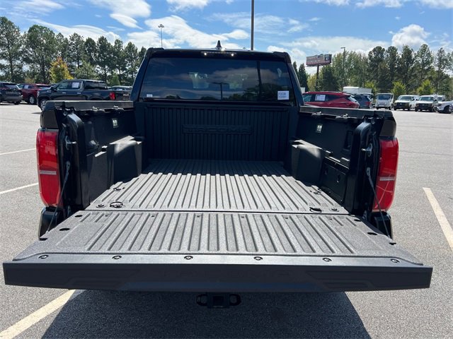 Used 2025 Toyota Tacoma TRD Sport image 18