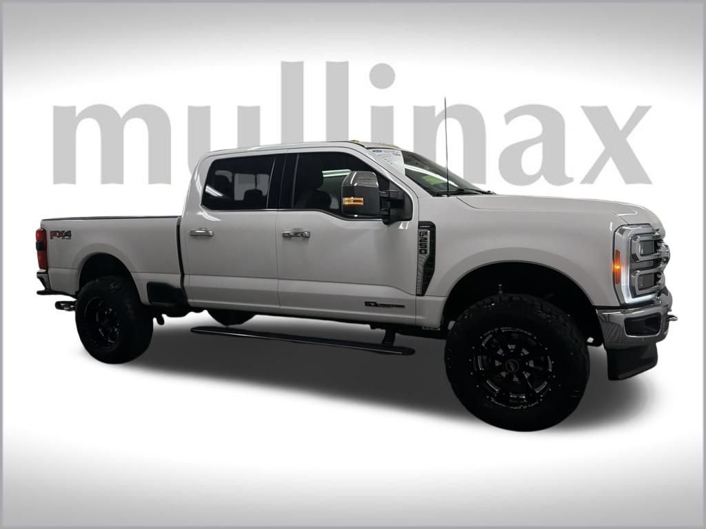Used 2023 Ford F250 Lariat w/ Lariat Ultimate Package image 2
