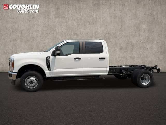 New 2026 Ford F350 XL w/ XL Chrome Package AWD/4WD image 5