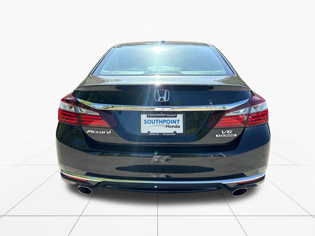 Used 2016 Honda Accord Touring image 7