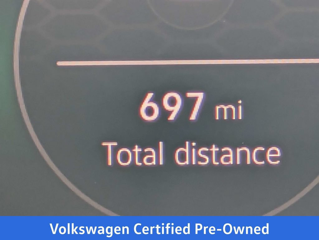 Certified 2026 Volkswagen GTI SE FWD image 33