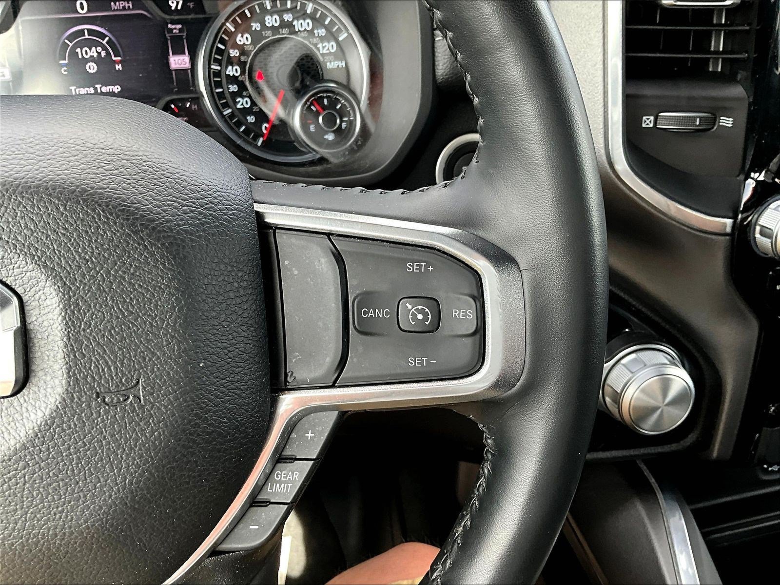 Used 2024 RAM 1500 Laramie AWD/4WD image 12