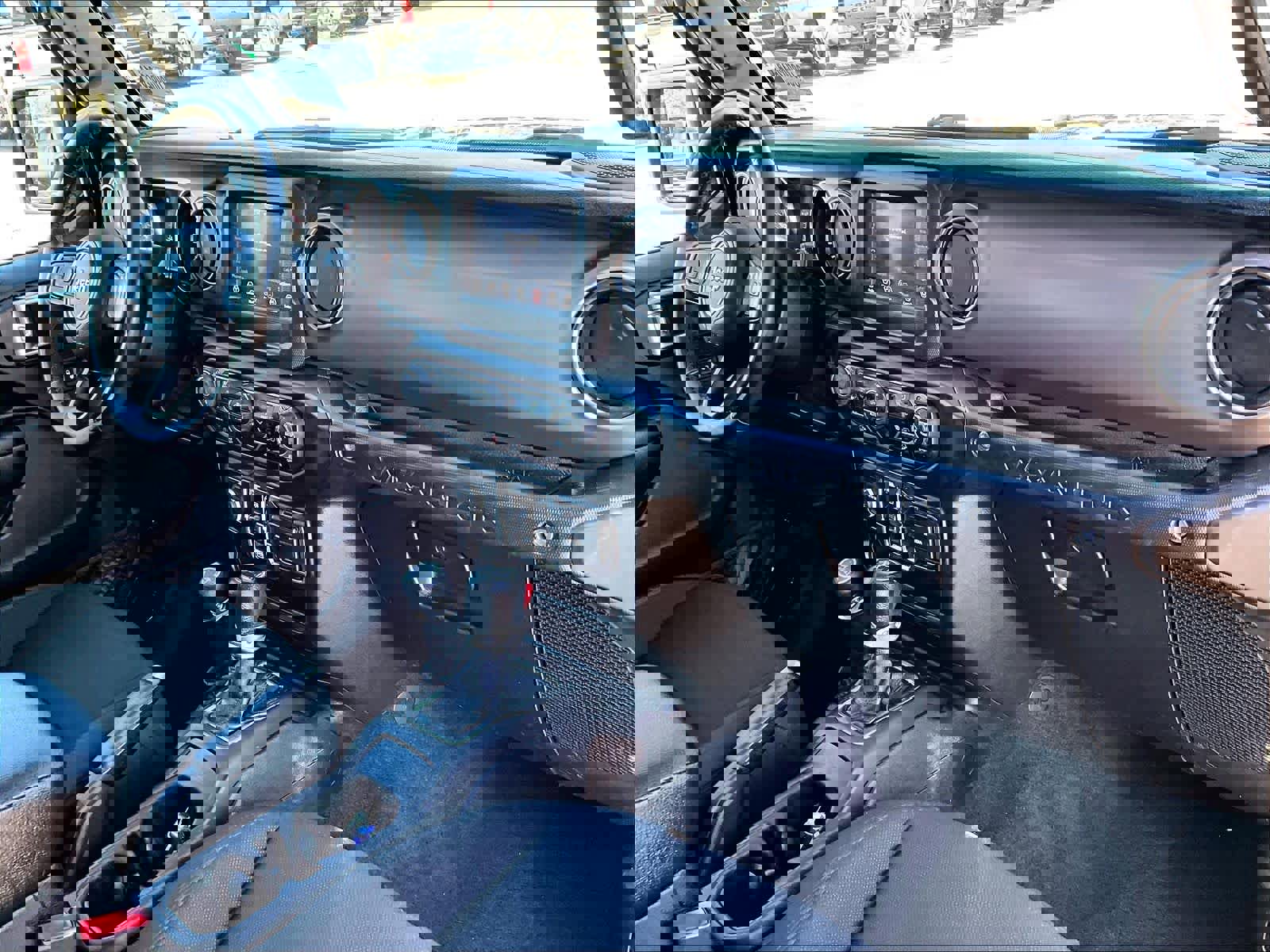 Used 2020 Jeep Wrangler Unlimited Sport S image 14