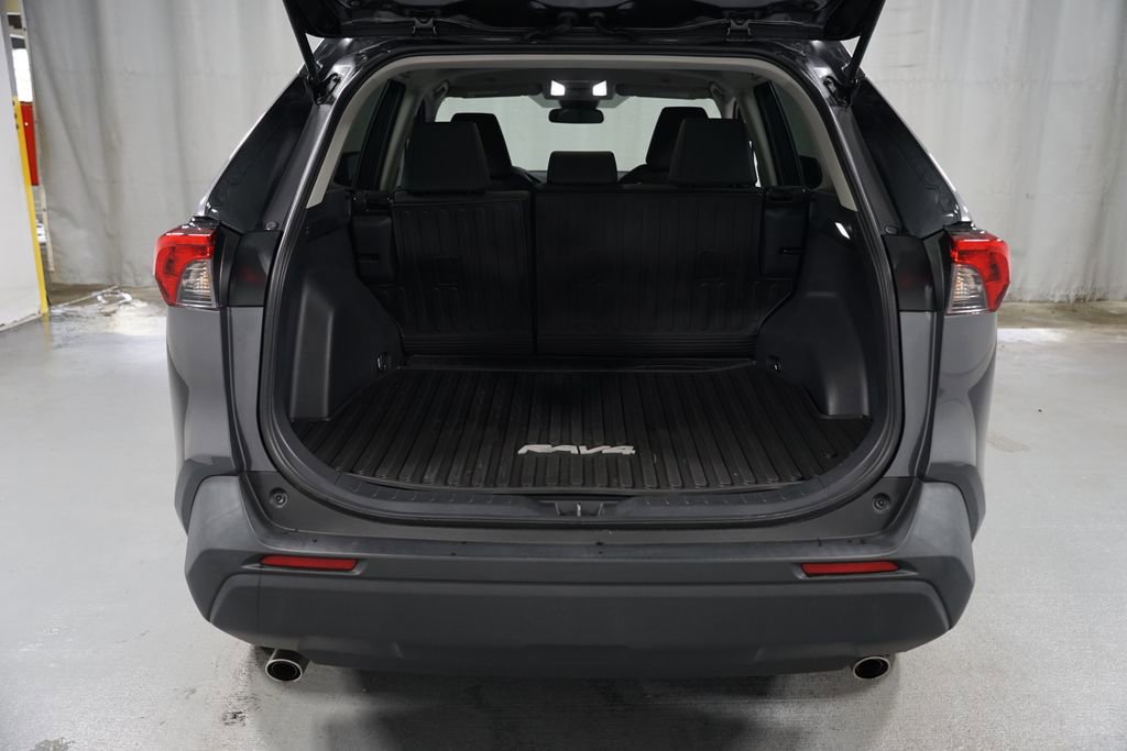 Certified 2023 Toyota RAV4 LE FWD image 32