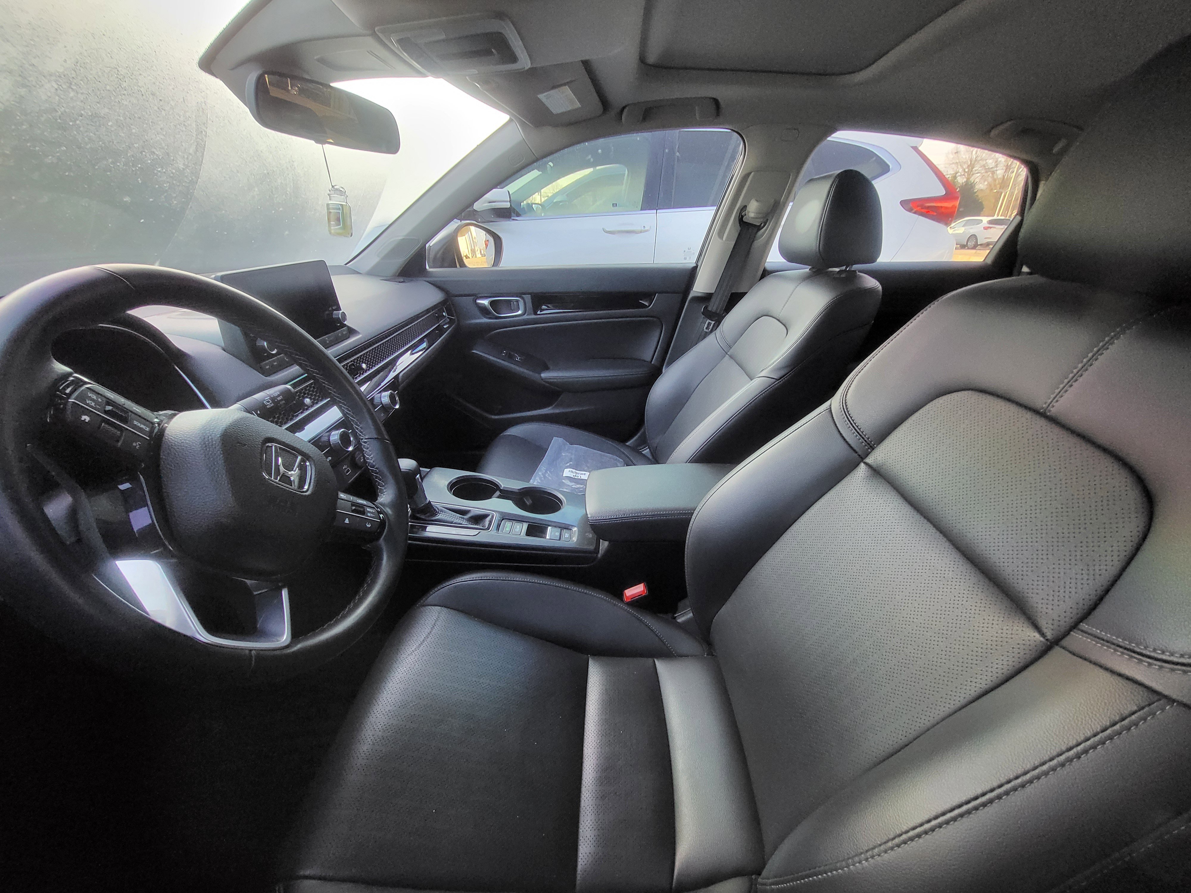 Used 2024 Honda Civic EX-L image 10