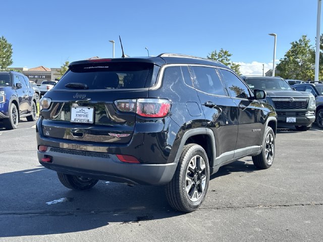 Used 2018 Jeep Compass Trailhawk w/ Leather Interior Group AWD/4WD image 4