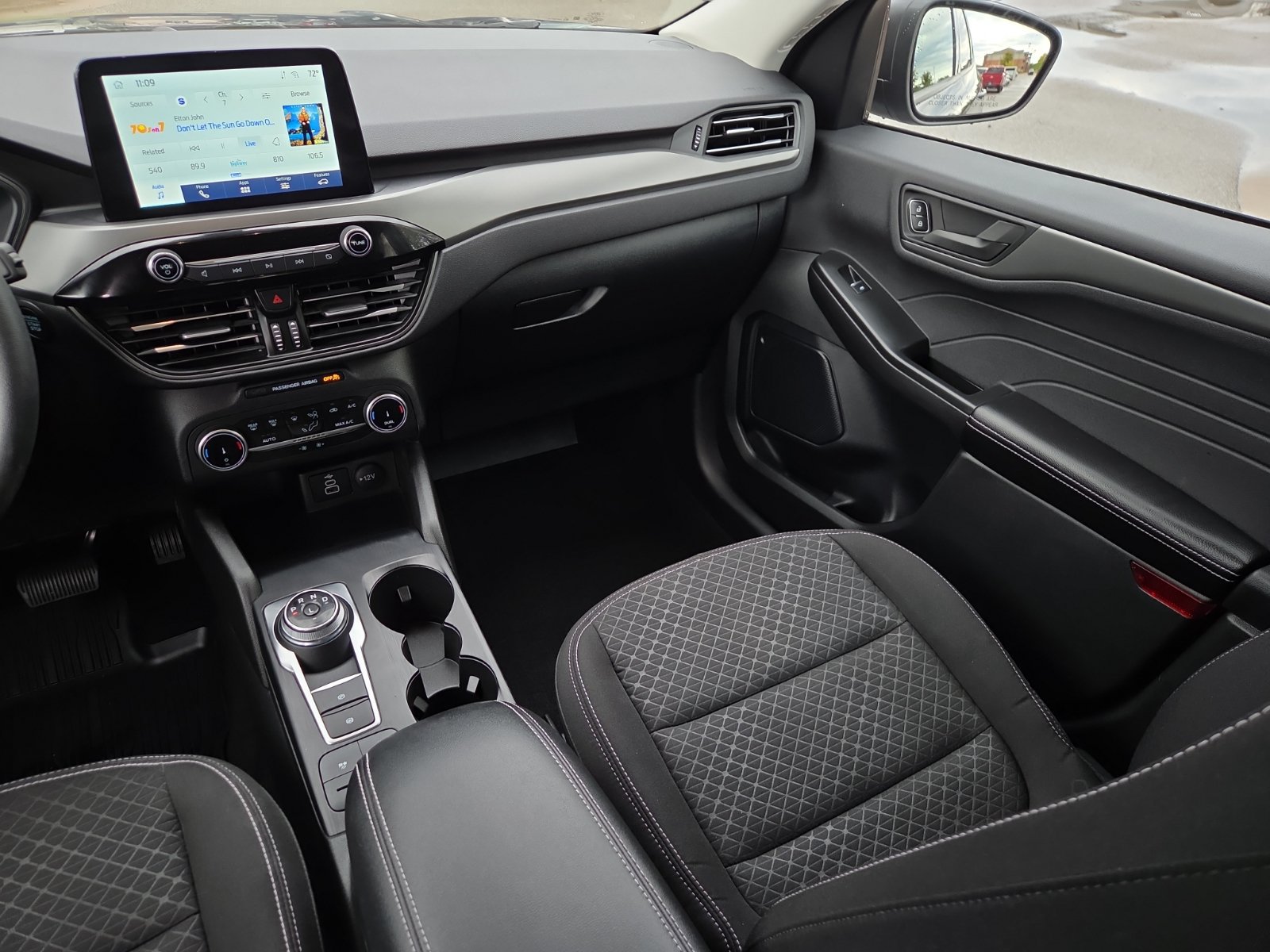 Used 2025 Ford Escape Active FWD image 12