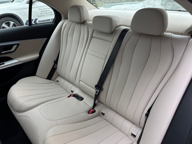 Used 2026 Mercedes-Benz E 350 4MATIC Sedan image 24